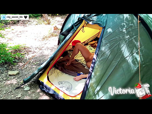❤️ Op kamera verfilm Passievolle ruk vreemdeling in 'n tent ❤❌ Sluts op af.yh9n.top